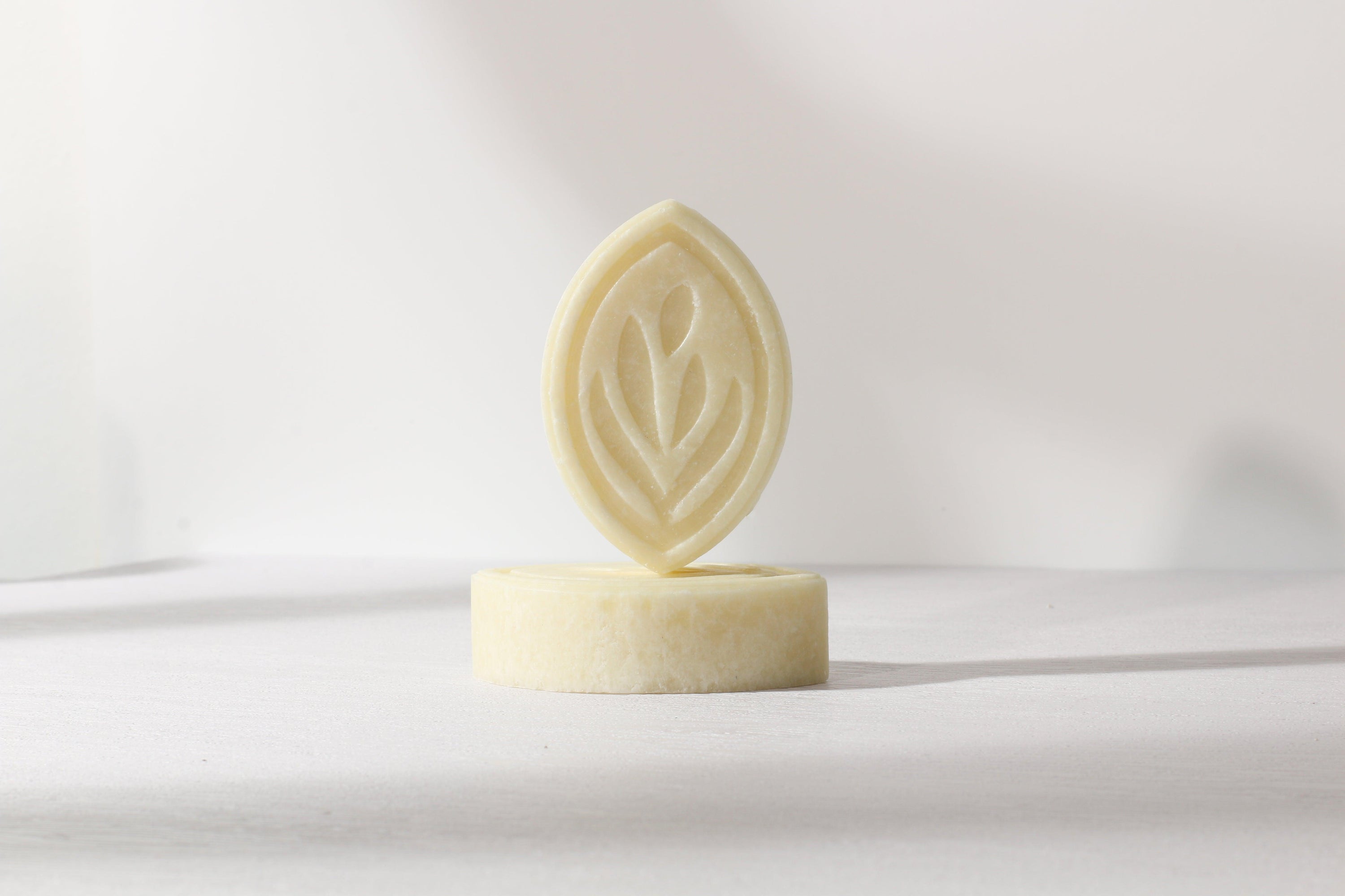Pili Ani Hair-Volumizing Shampoo Bar 75g