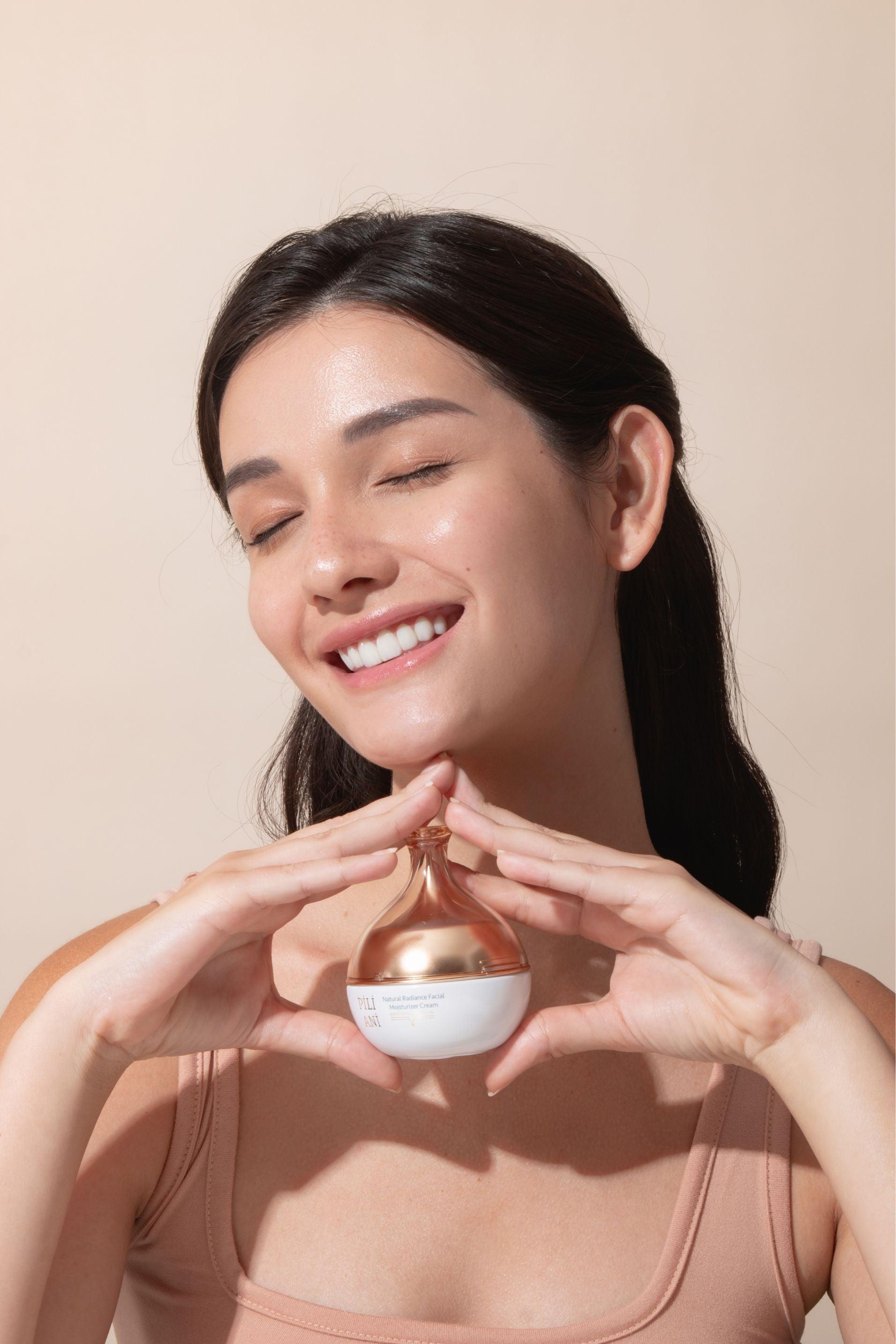 Best natural moisturizer for glowing skin, Facial cream that gives radiant glow, Clean beauty face moisturizer for daily use, Moisturizer with natural ingredients for dry skin, Organic face cream for dull and tired skin, Lightweight daily moisturizer with clean ingredients, Vegan facial moisturizer that hydrates and brightens, Non-toxic skincare cream for healthy glow, Natural face cream for everyday hydration, Skincare cream that boosts radiance naturally