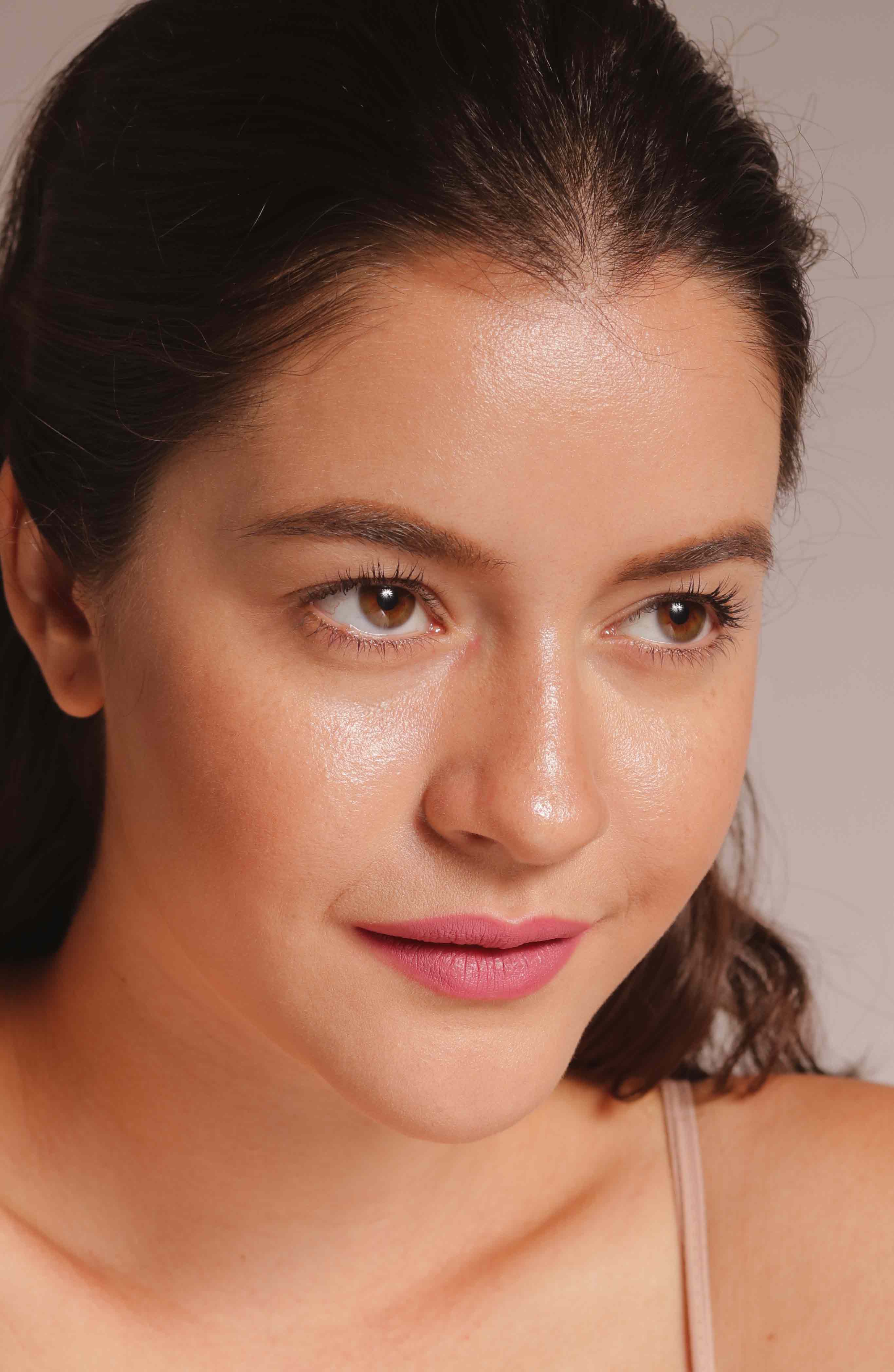 Pili Ani Moisturizing Lipstick